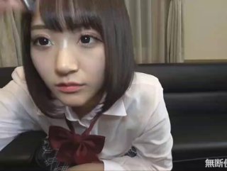 EKW-075 旁觀痴女侵犯男生的我們 凜音桃花mp4